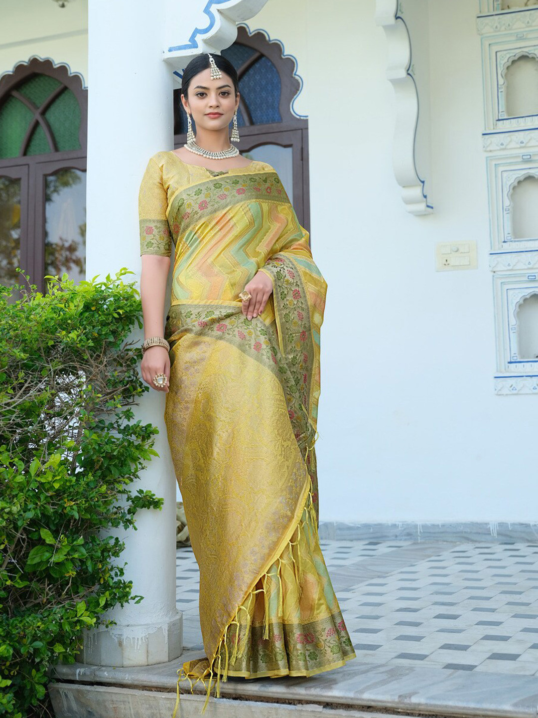 GAJARAI Woven Design Zari Organza Saree