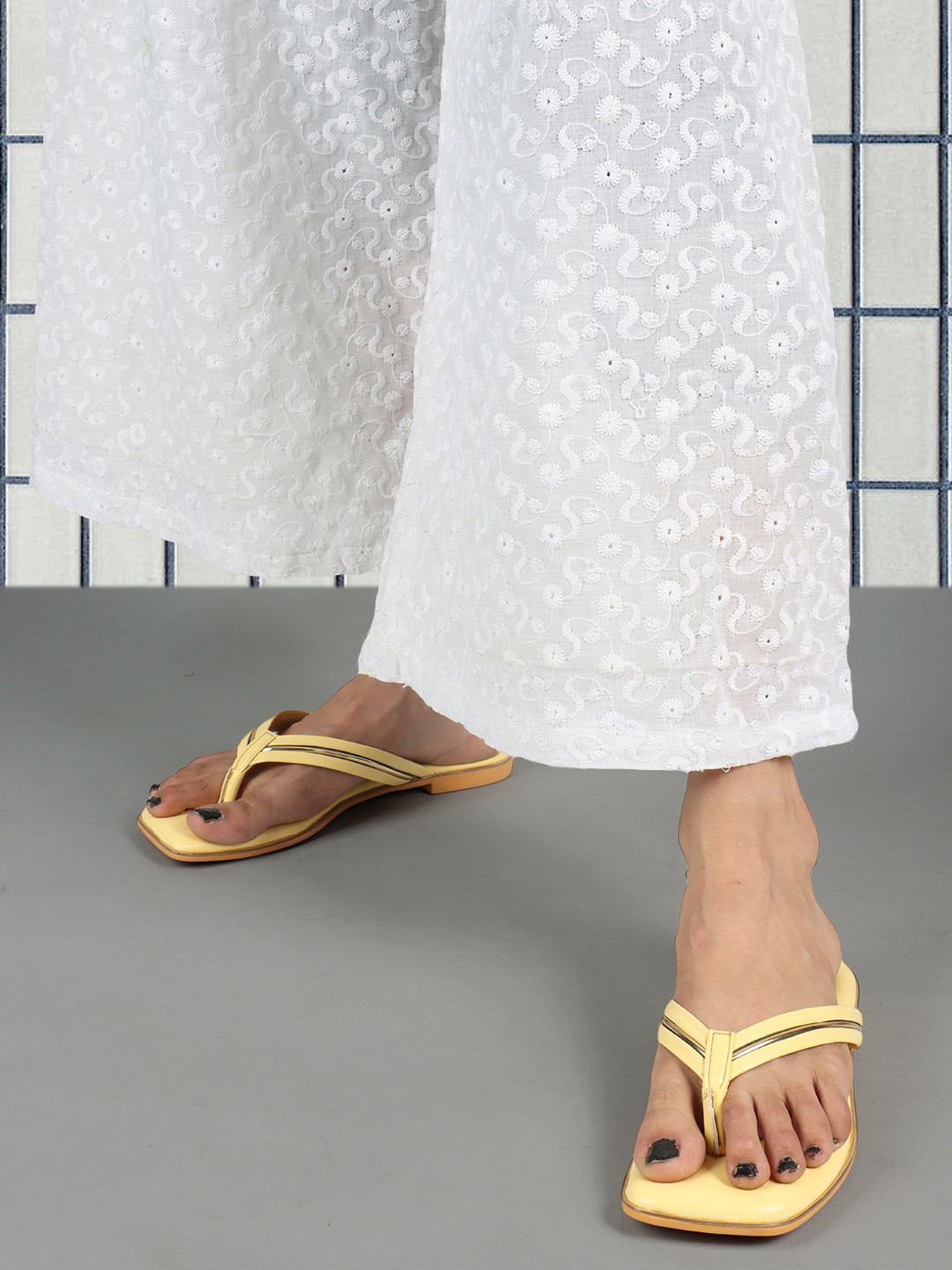 ELLE Strappy Open Toe Flats