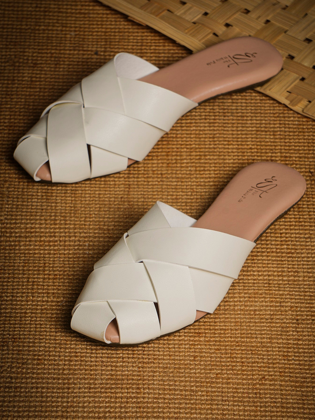 THE WHITE POLE Square Toe Textured Mules