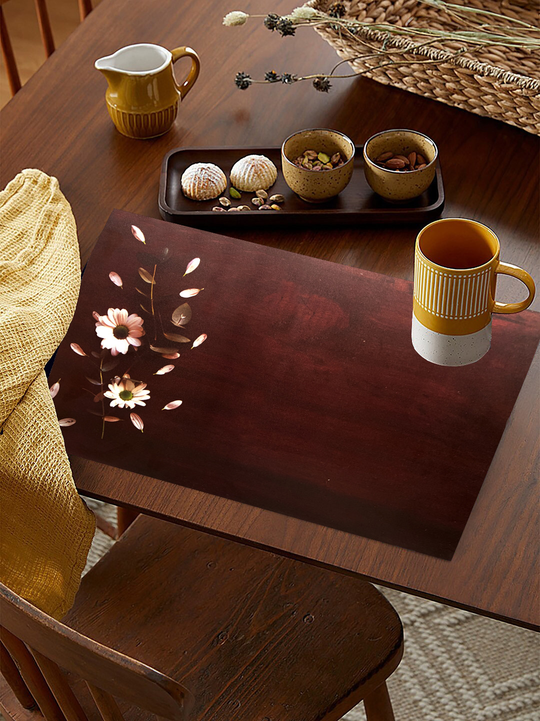 WEAVERS VILLA Brown & White 6 Pieces Printed Rectangle Table Placemats