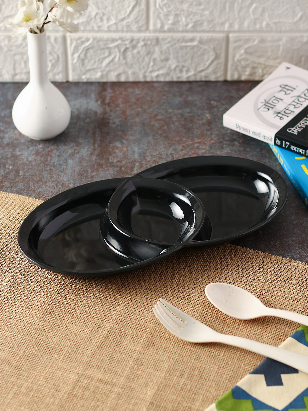 LIVING ROOTS Black Melamine Food Serving Platter