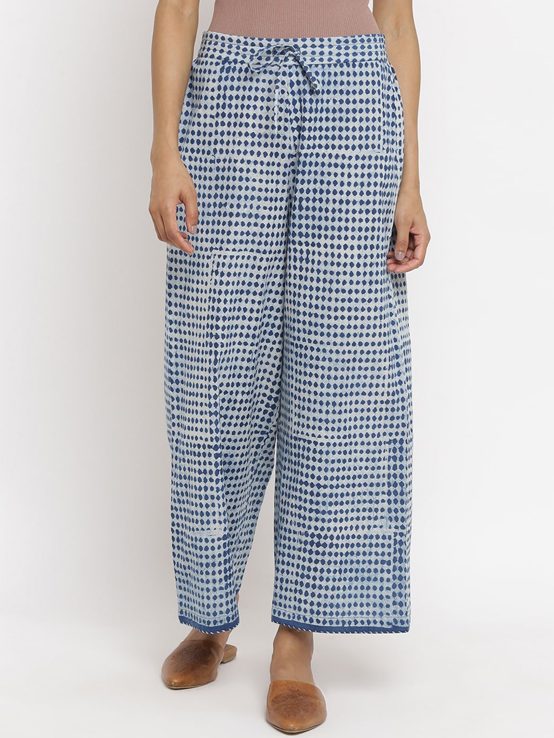 W The Folksong Collection Women Checked Mid Rise Pure Cotton Parallel Trousers