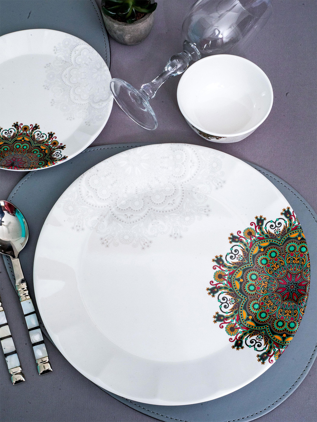 Servewell Ethnicity Dora White Ethnic Motifs Melamine Dishwasher Safe 12 Piece Dinner Set