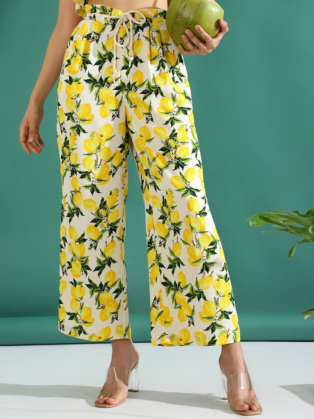 KASSUALLY Women Off White Floral Printed Straight Fit Pleated Parallel Trousers