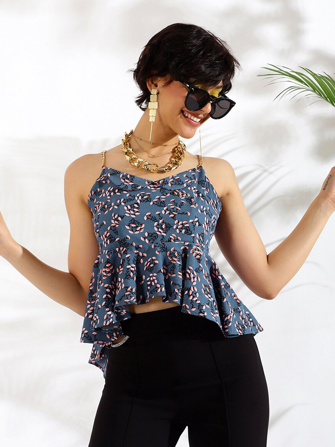 KASSUALLY Blue & Black Floral Sweetheart Neck Peplum Top