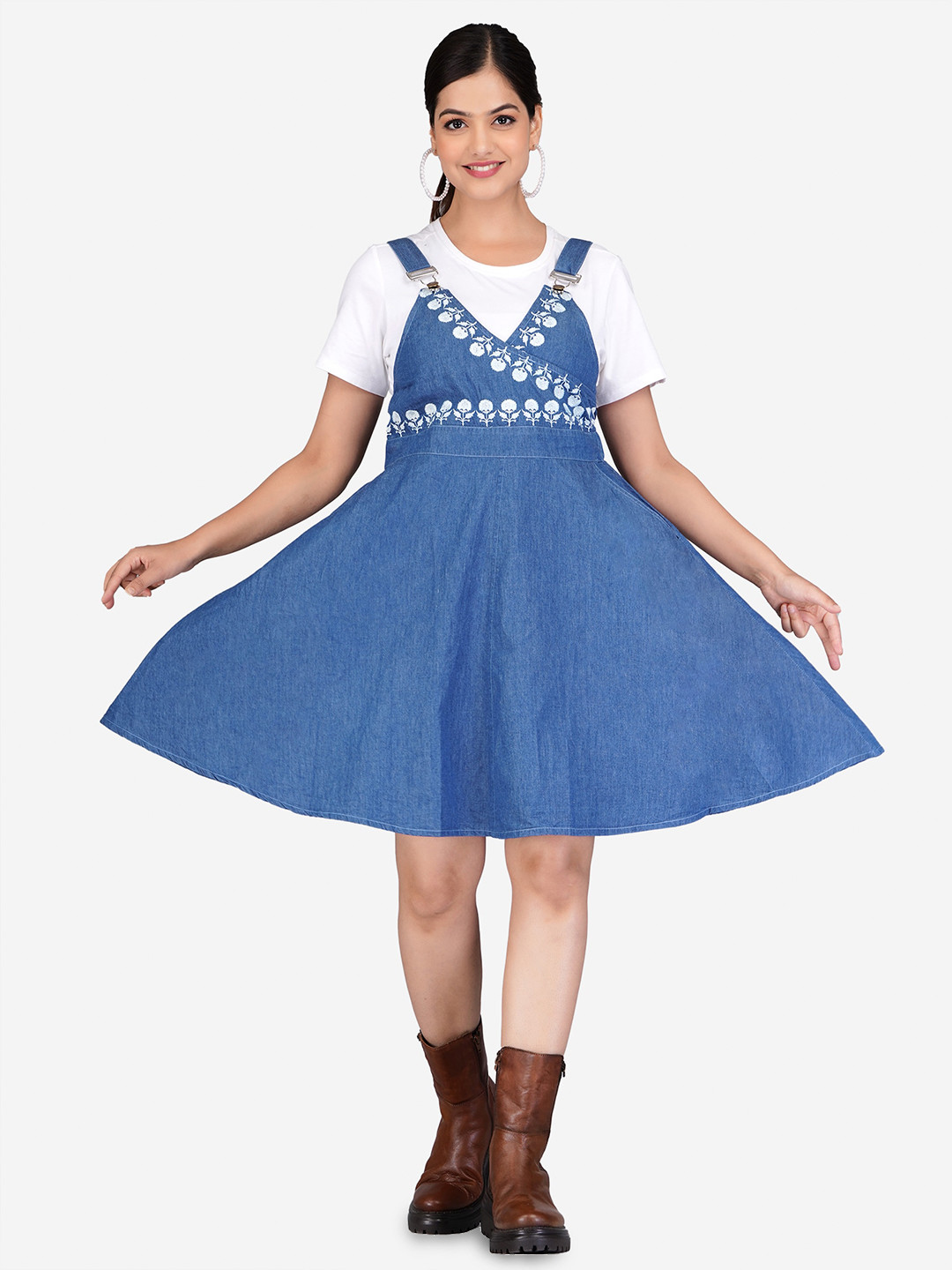 SUMAVI-FASHION Embroidered Shoulder strap Organic Cotton Pinafore Dress