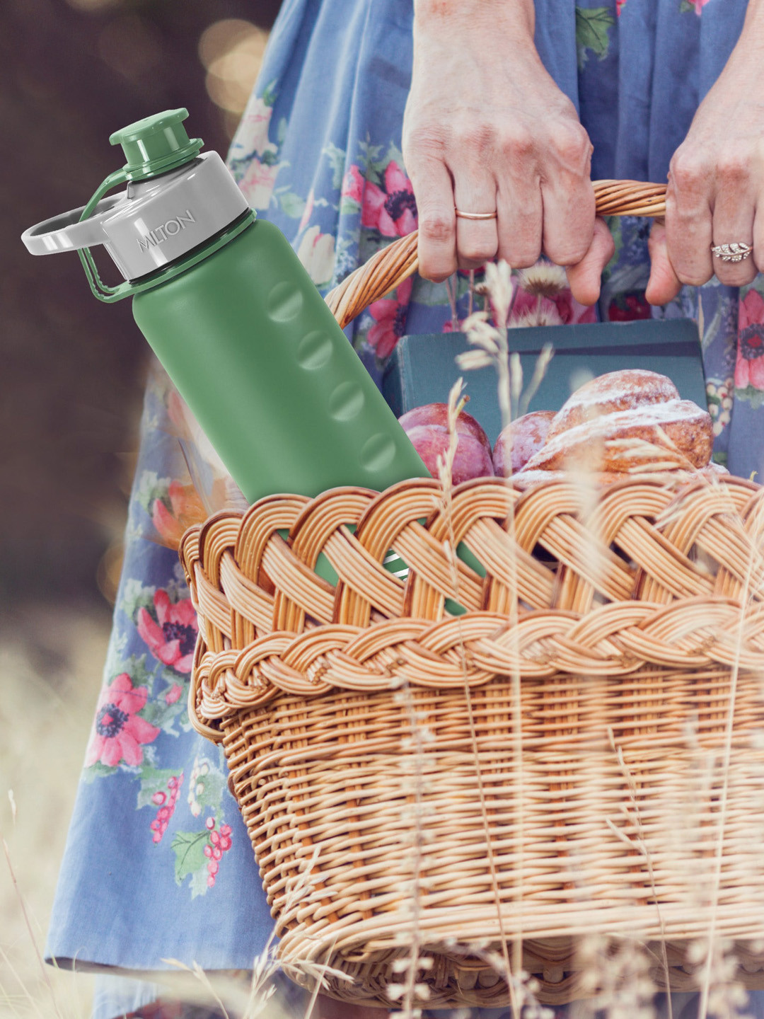 Milton Gripper Green Solid Stainless Steel Spill Proof Water Bottle - 750ml