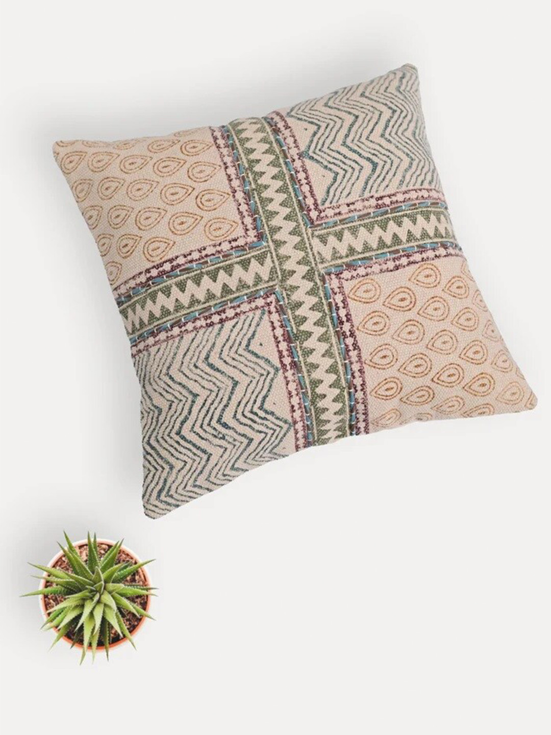 Art Avenue Kaman White Geometric Cotton Breathable Textured Square Cushion Cover -20x20In
