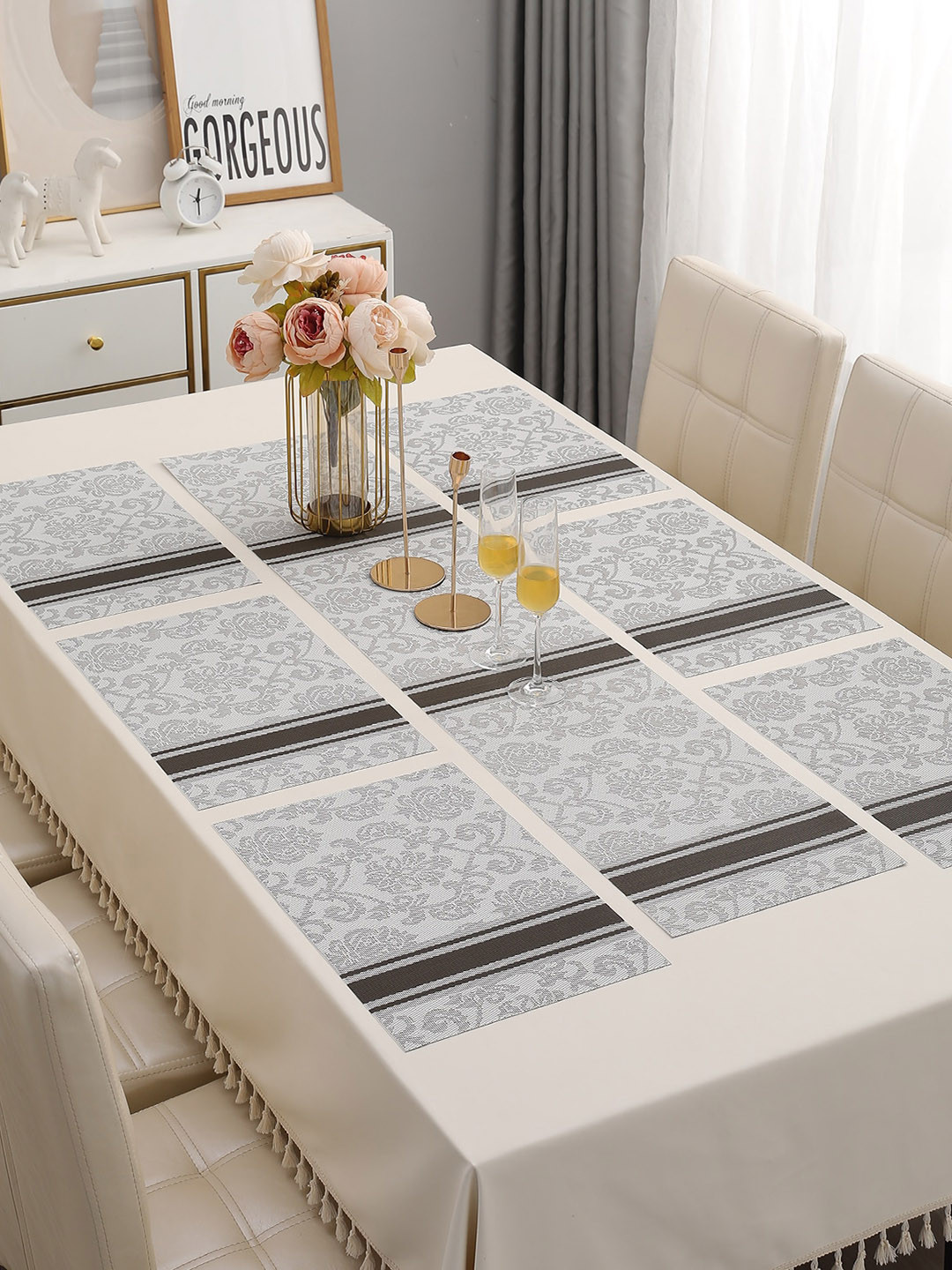 HOKIPO Set of 7 Grey Printed Tablemats with Table Runner