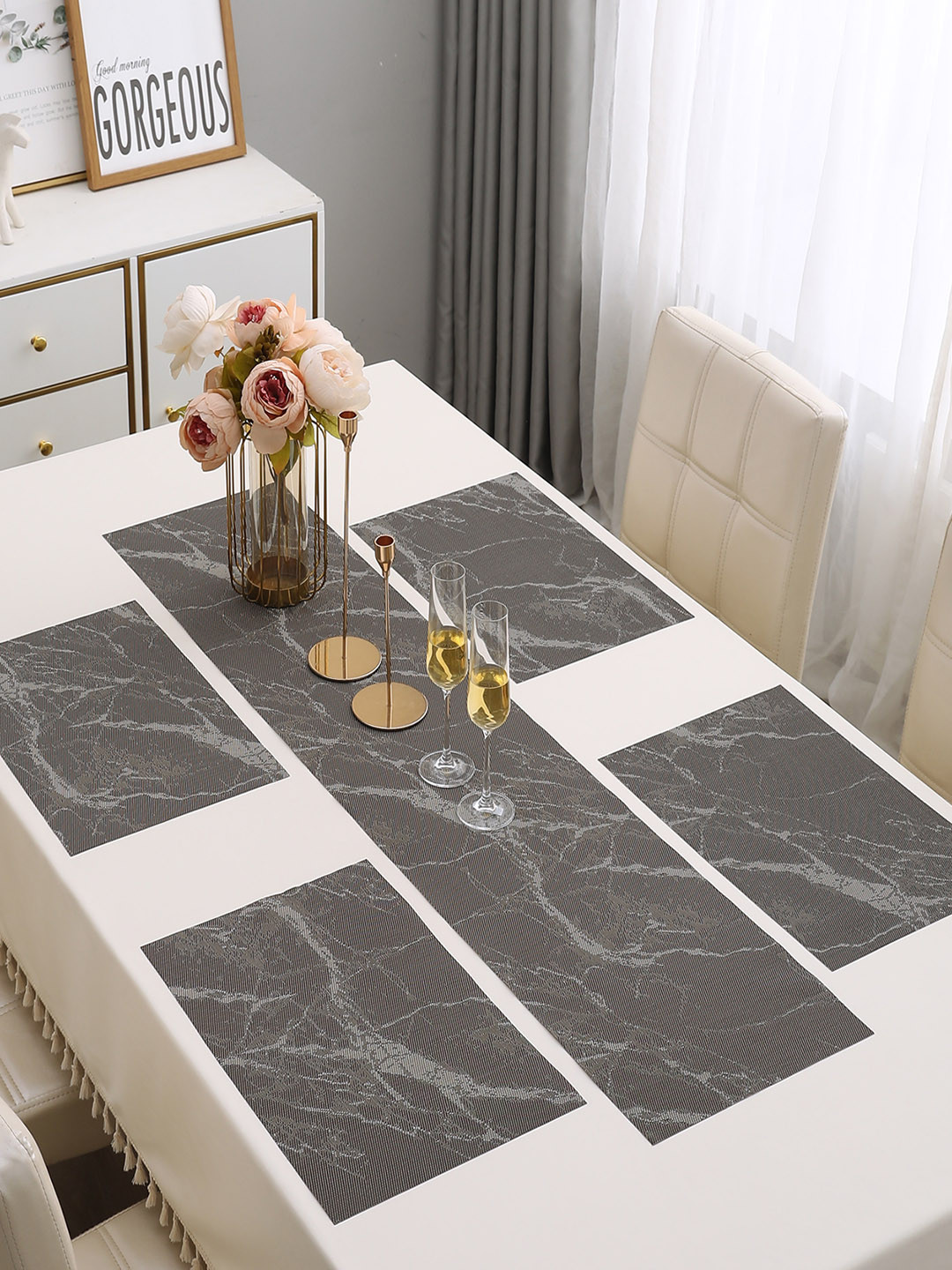 HOKIPO Brown 5-Pieces Abstract Rectangular Table Placemats & Table Runner