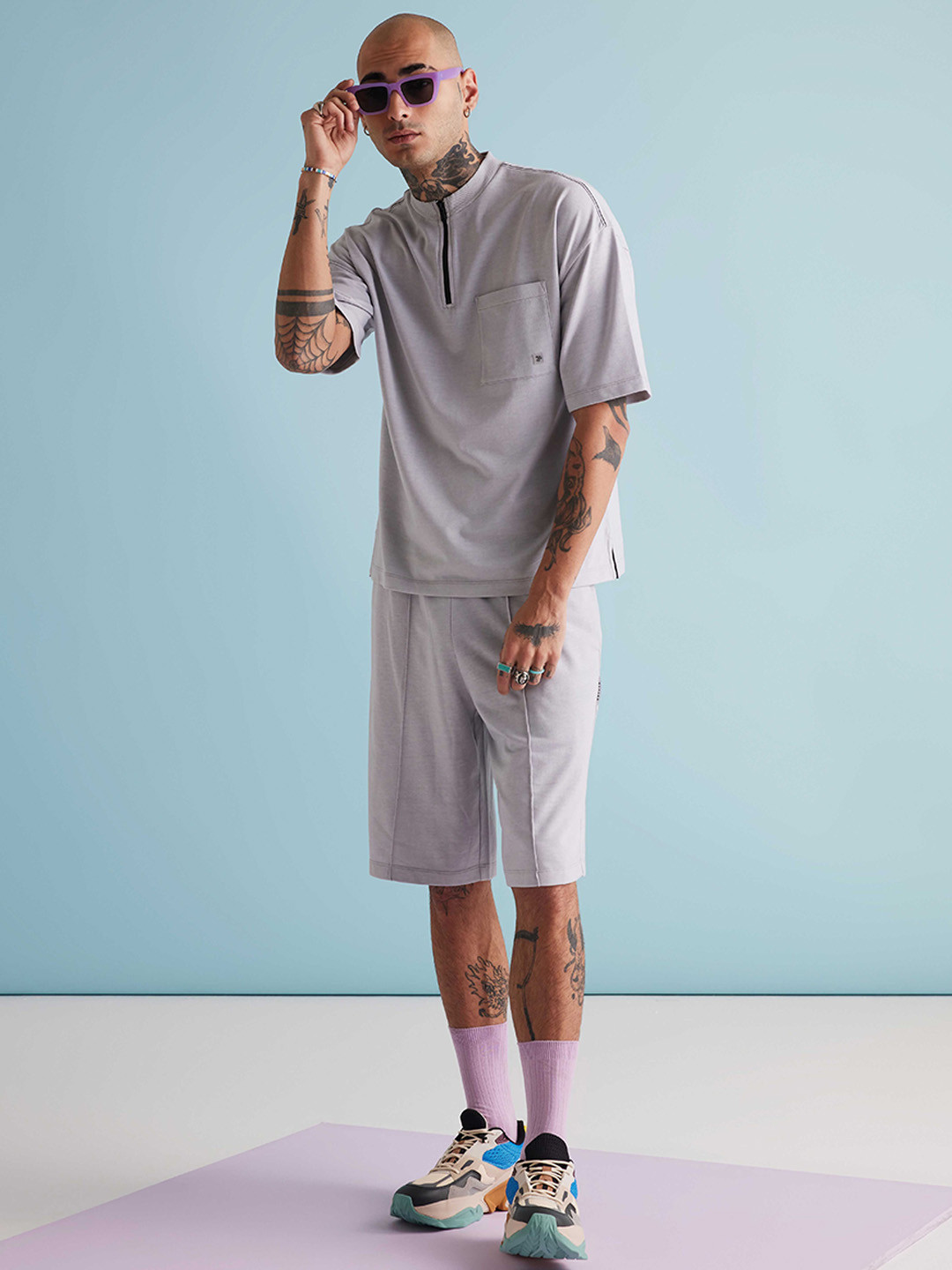 Muvazo Zip-Up High Neck T-Shirt & Shorts Co-Ords