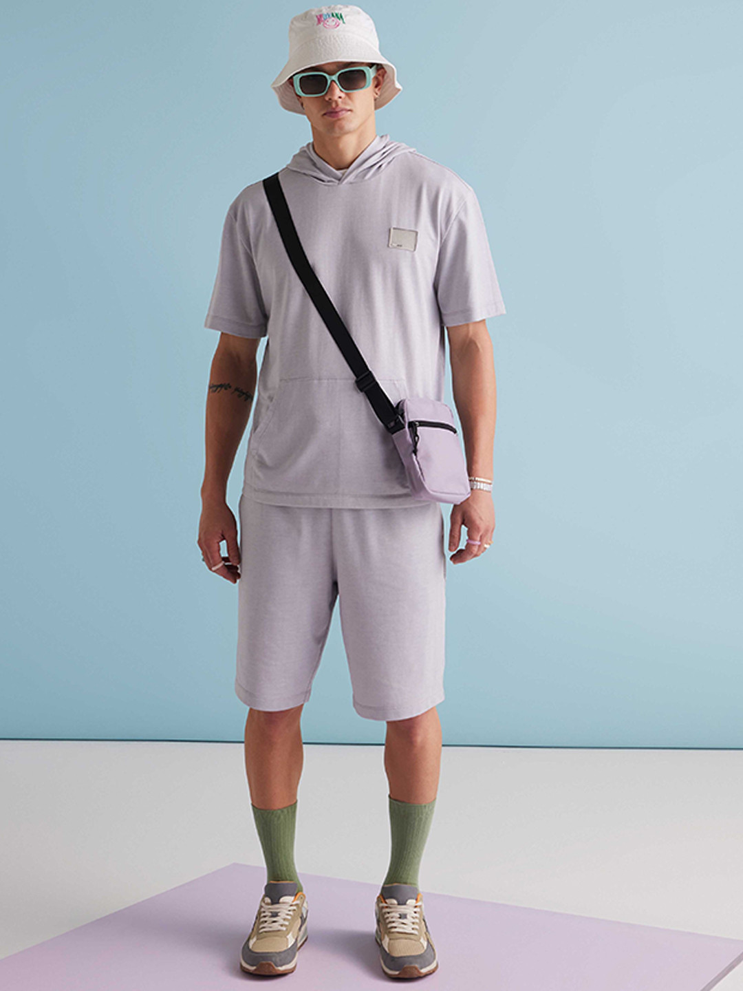 Muvazo Hooded T-Shirt With Shorts Co-Ords