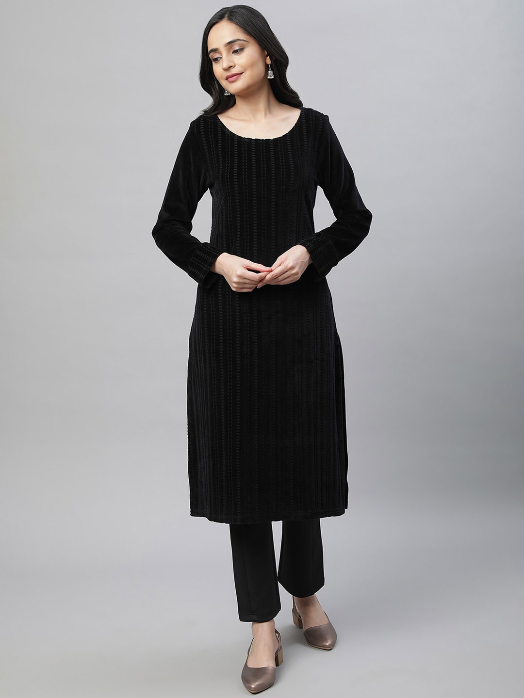 AURELIA Geometric Woven Design Scoop Neck Kurta