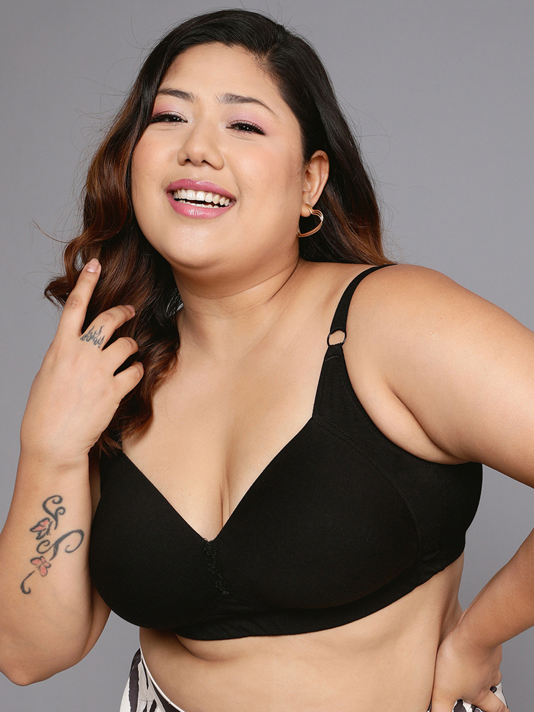 Clovia Black All Day Comfort Lightly Padded Seamless Cotton T-shirt Bra