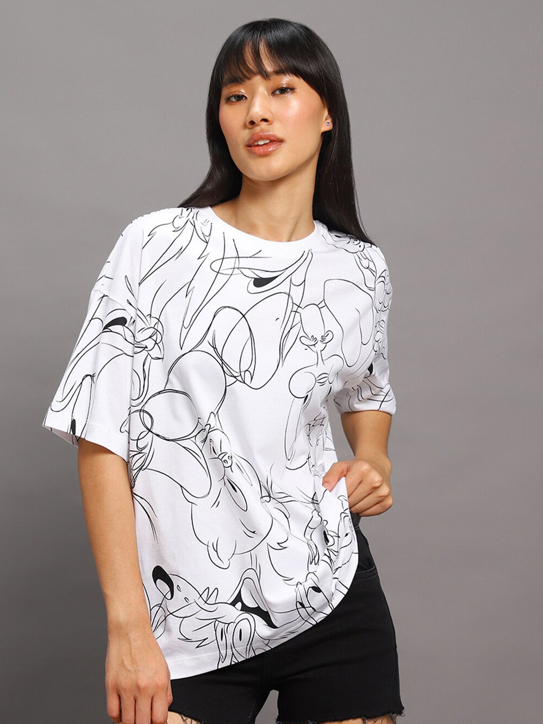 Bewakoof x Official Looney Tunes Merchandise Tweety Print Oversized T-shirt