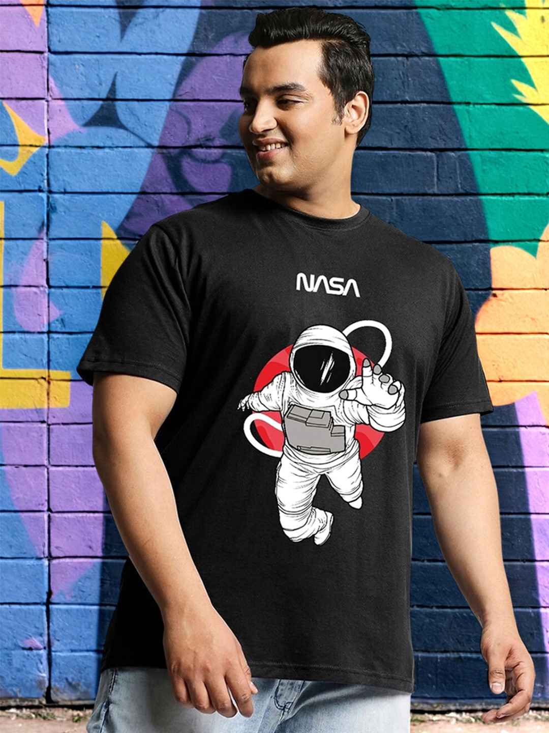 Bewakoof x OFFICIAL NASA MERCHANDISE NASA Astronaut Printed Oversized Plus Size T-shirt