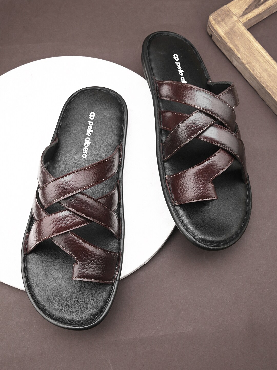 Royal class on sale men's footbed sandals