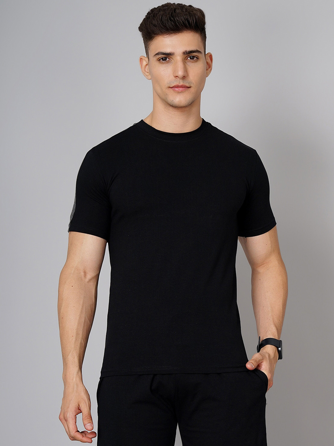 MADSTO Colourblocked T-Shirt With Shorts