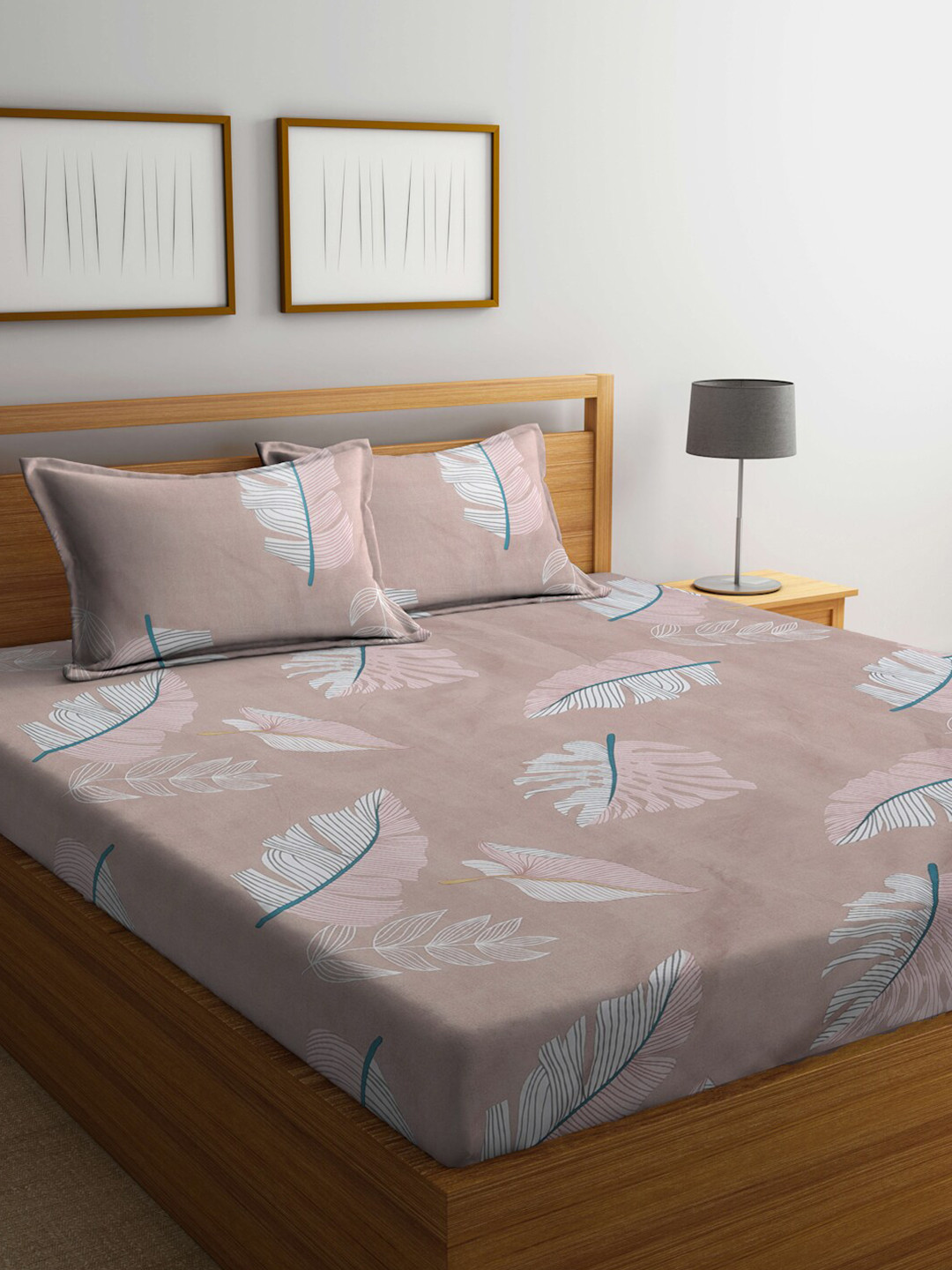 KLOTTHE Fitted_Snowd_Sbs Beige Leaf Cotton 300 TC Fitted King Superfine Bedsheet with 2 Pillow Covers-250 x 225 cm
