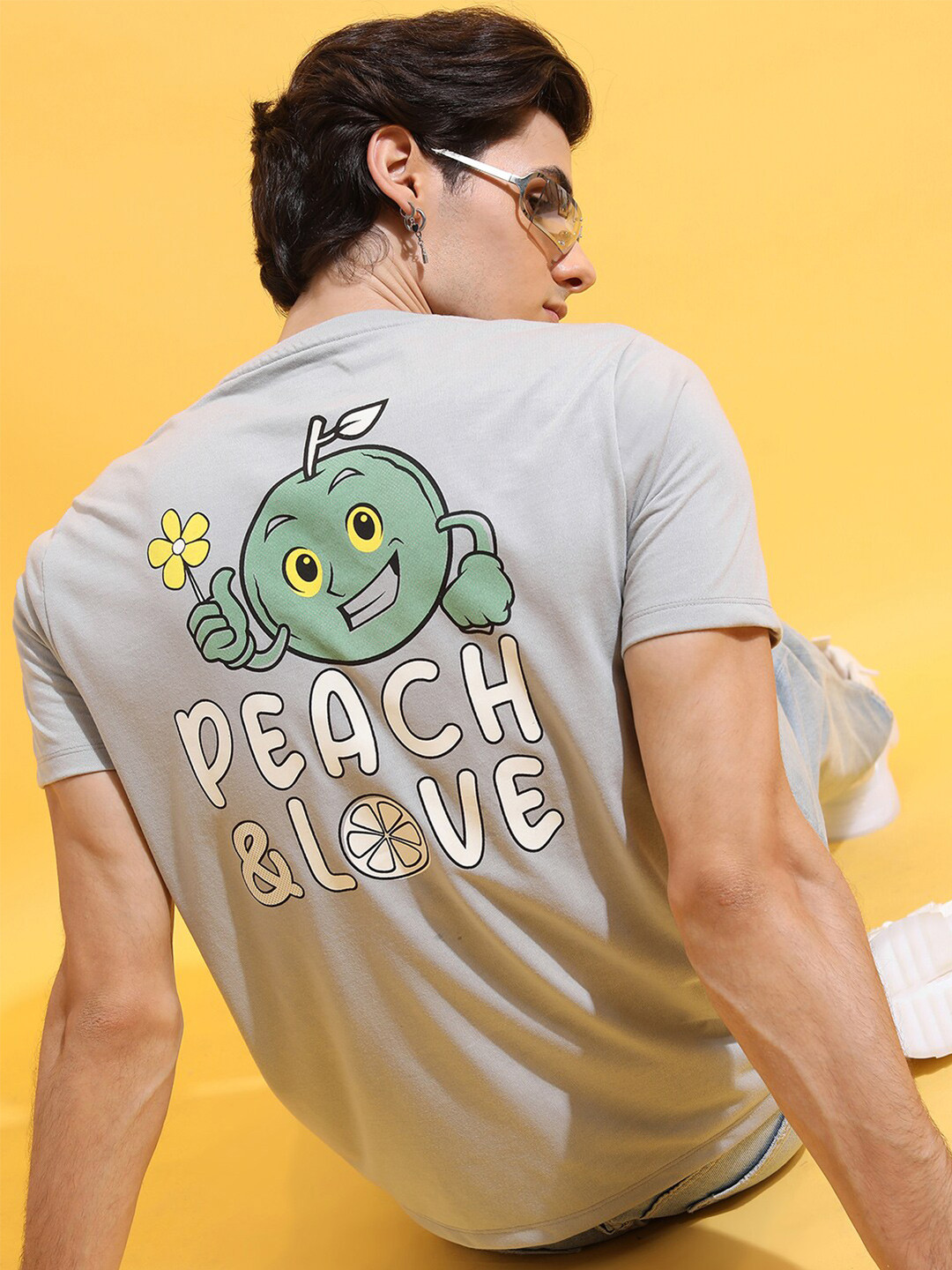 HIGHLANDER Grey Graphic Printed T-Shirt