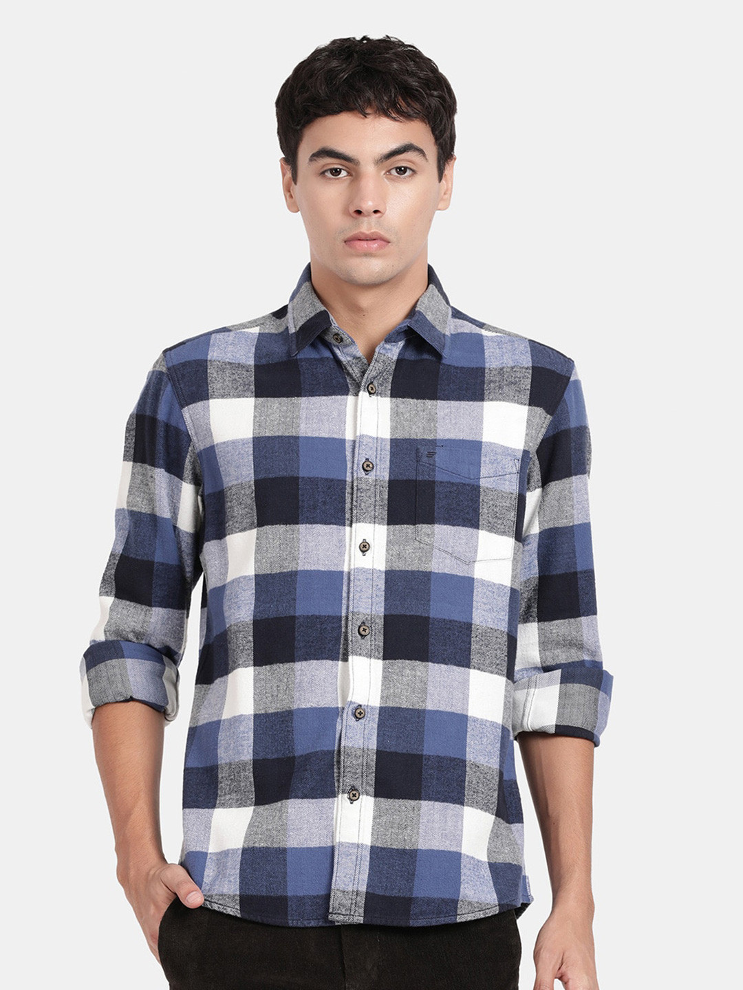 t-base Gingham Checks Cotton Casual Shirt