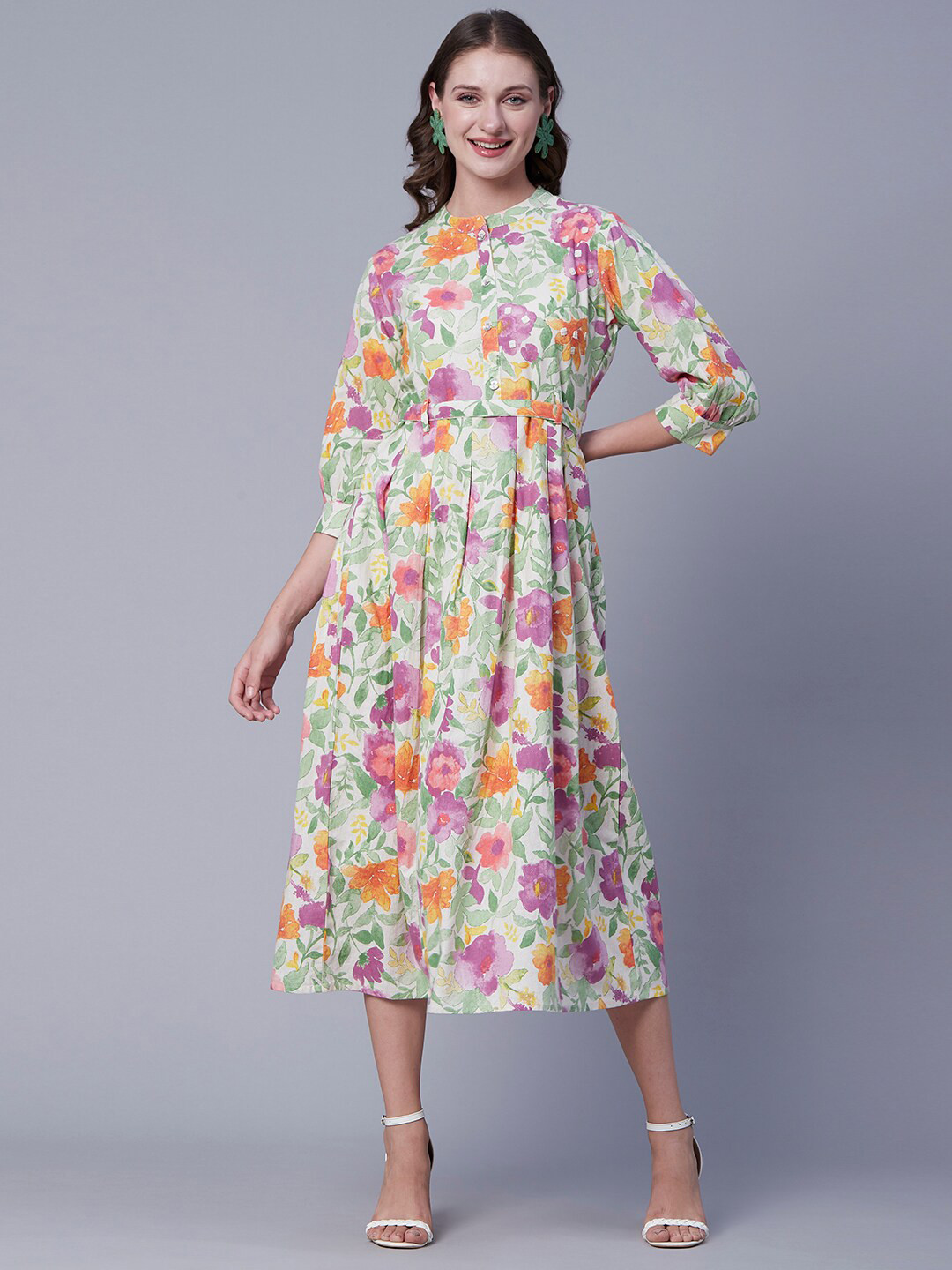FASHOR Off White Floral Printed Mandarin Collar Pleated A-Line Midi Dress With Belt