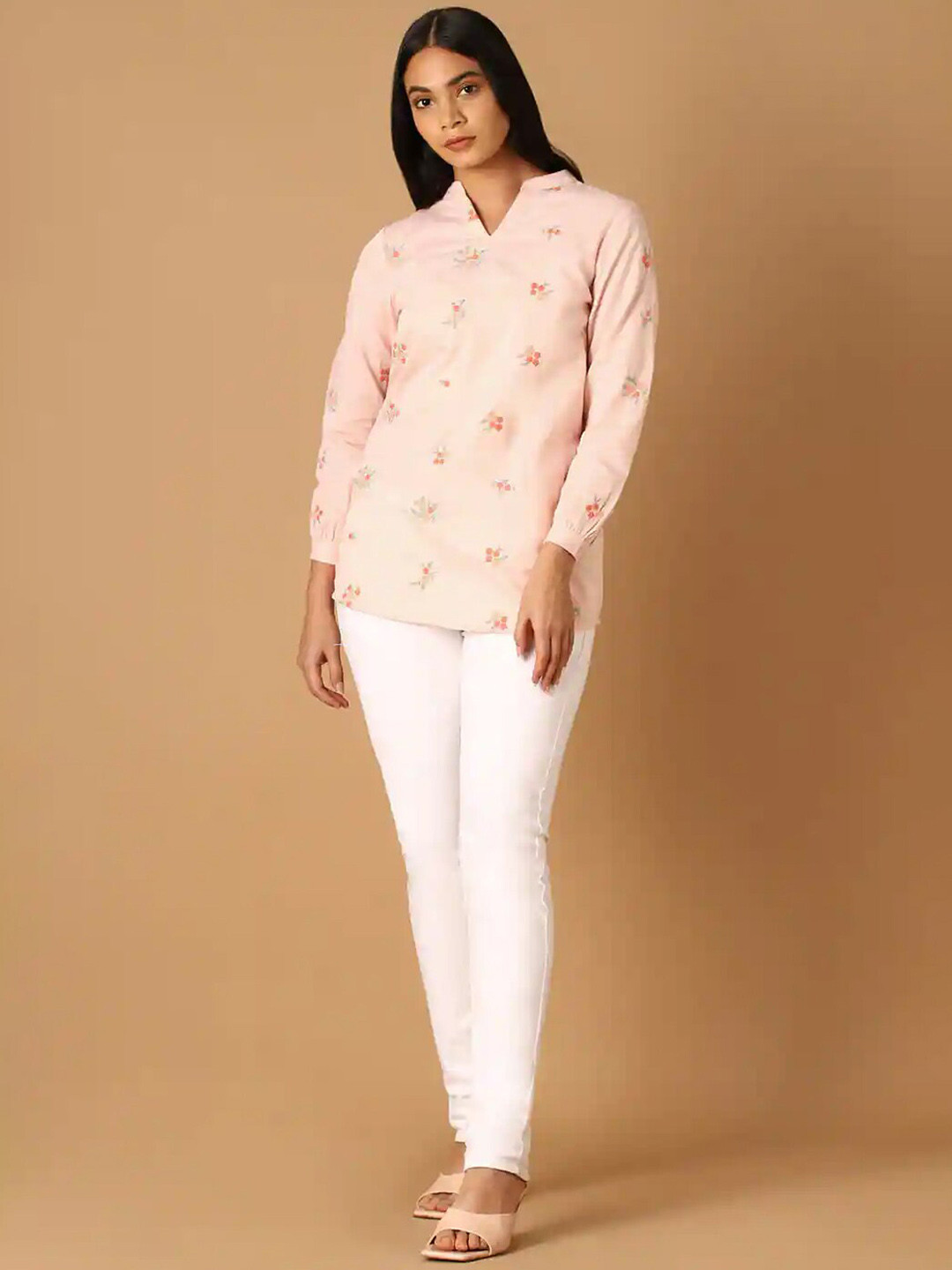 Taneira Floral Embroidered Cuffed Sleeves Straight Kurti