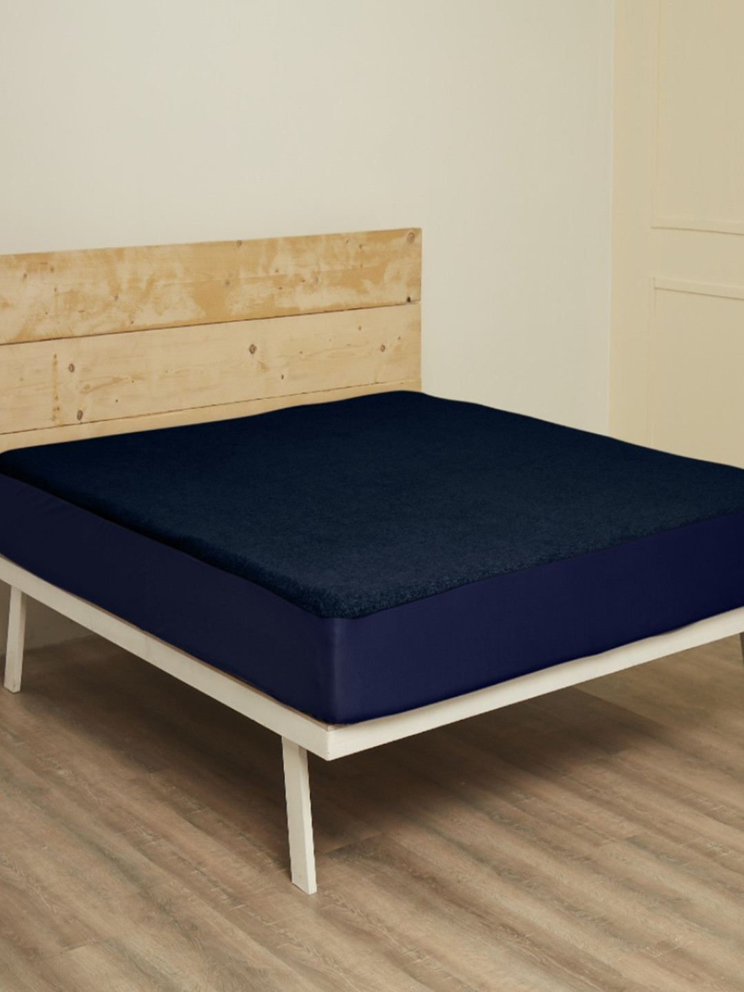 wakefit Blue Cotton Feel Terry Ultra Soft & Waterproof Double King Mattress Protector