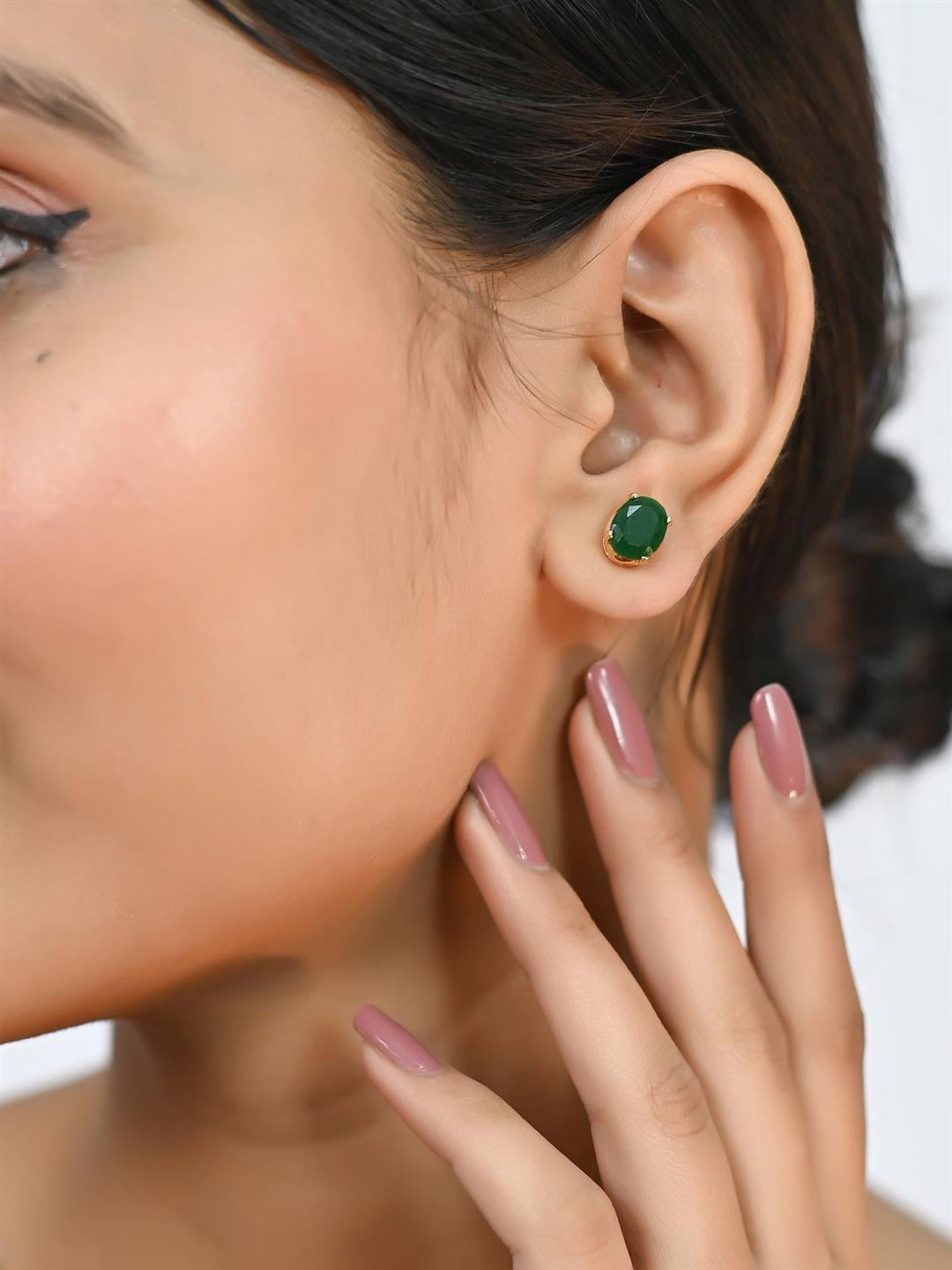 RATNAVALI JEWELS Gold-Plated Oval Studs Earrings