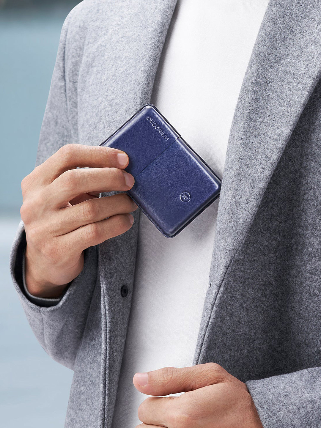 Lapis Bard Navy Ducorium Moulded Card Case