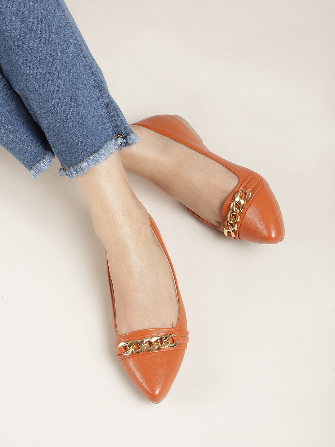 FOREVER 21 Women Pointed Toe Ballerinas