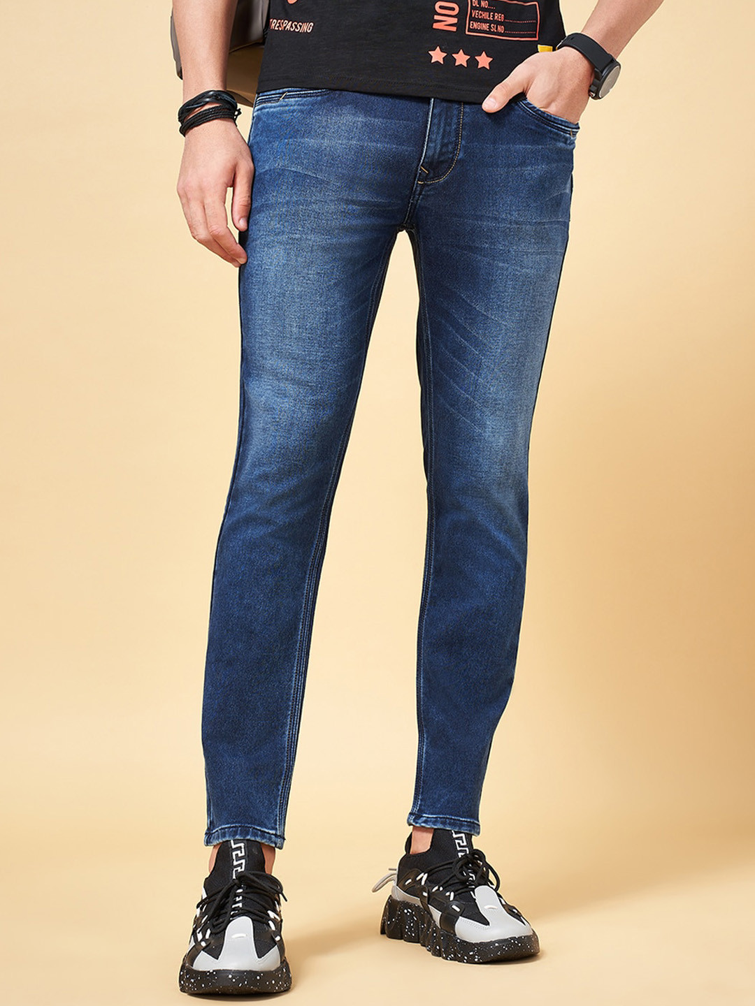 People Blue Men Skinny Fit Light Fade Jeans