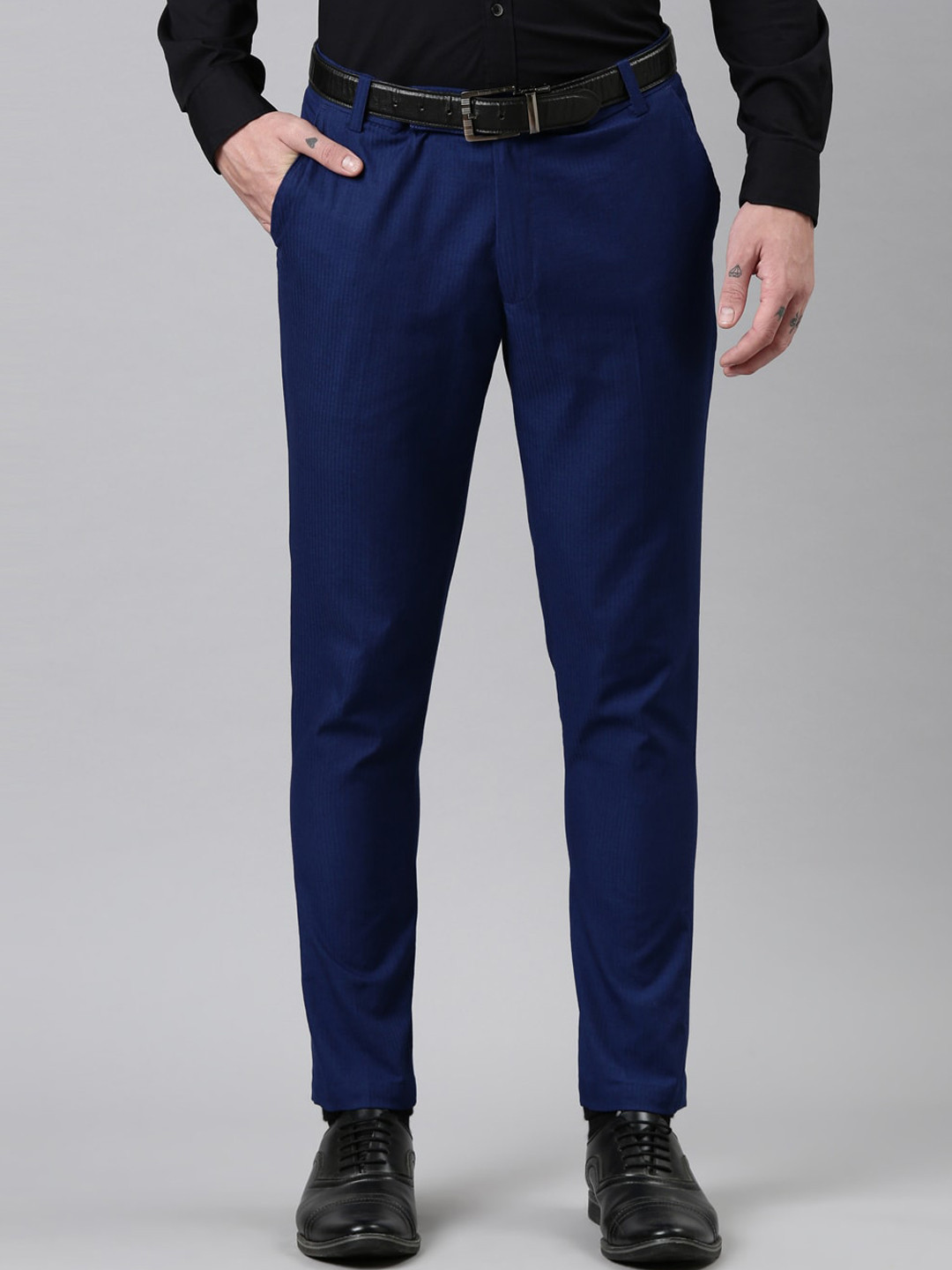 Kryptic Men Solid Cotton Blend Tapered Fit Cropped Formal Trousers