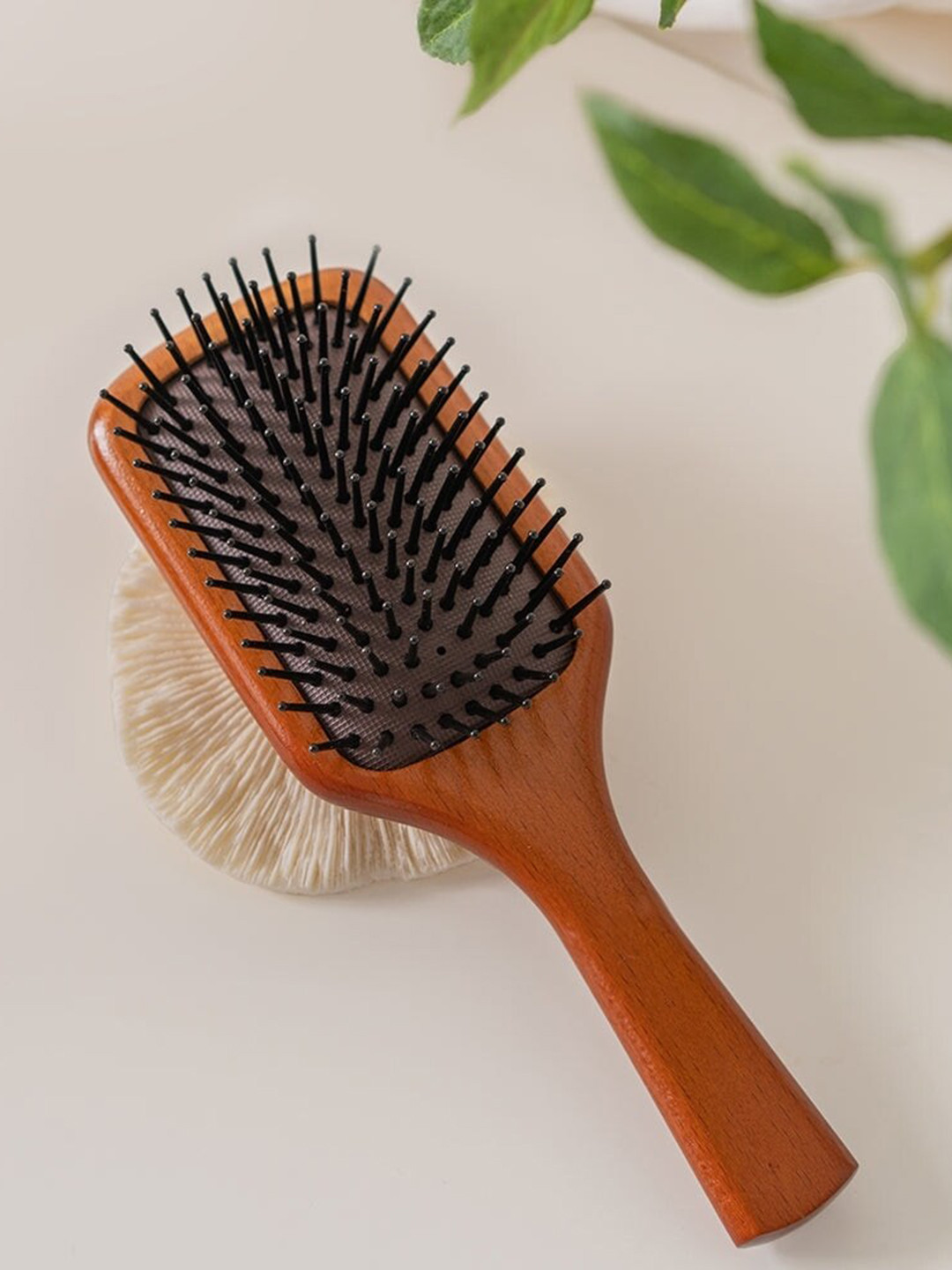 FEELHIGH Detangling Natural Beech Wood Paddle Hair Brush - Brown