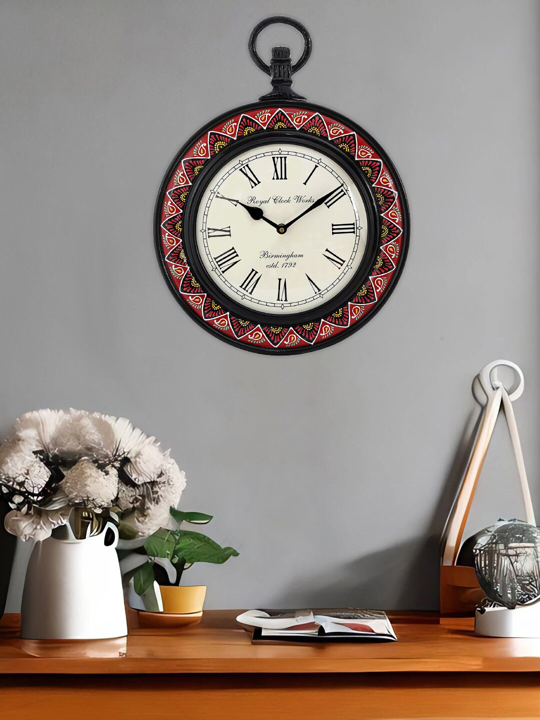 Aapno Rajasthan White Wood Large Display Round Battery Analogue Wall Clock-30cm