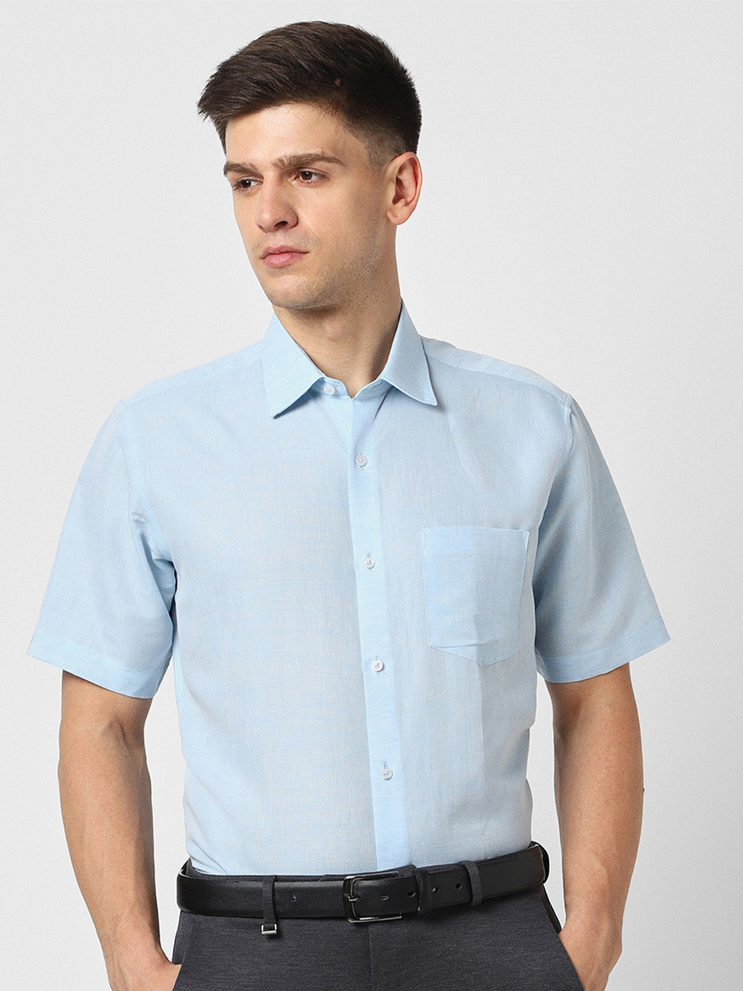 Van Heusen Spread Collar Formal Shirt
