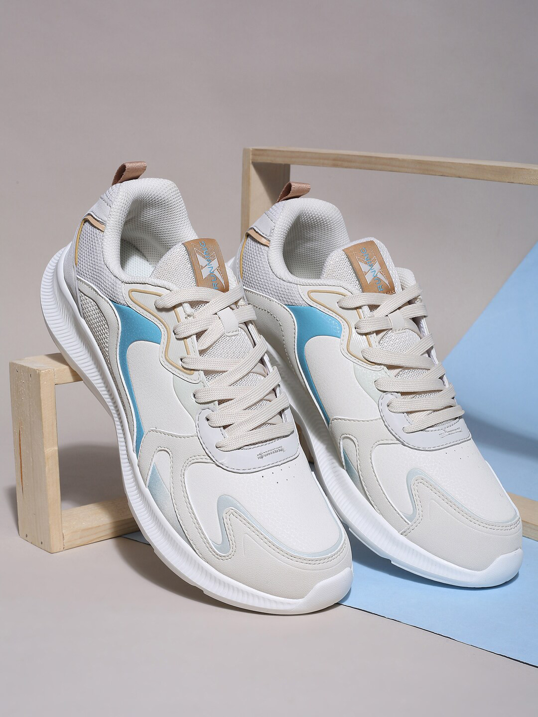 Xtep Men Comfy Cubes Running Shoes