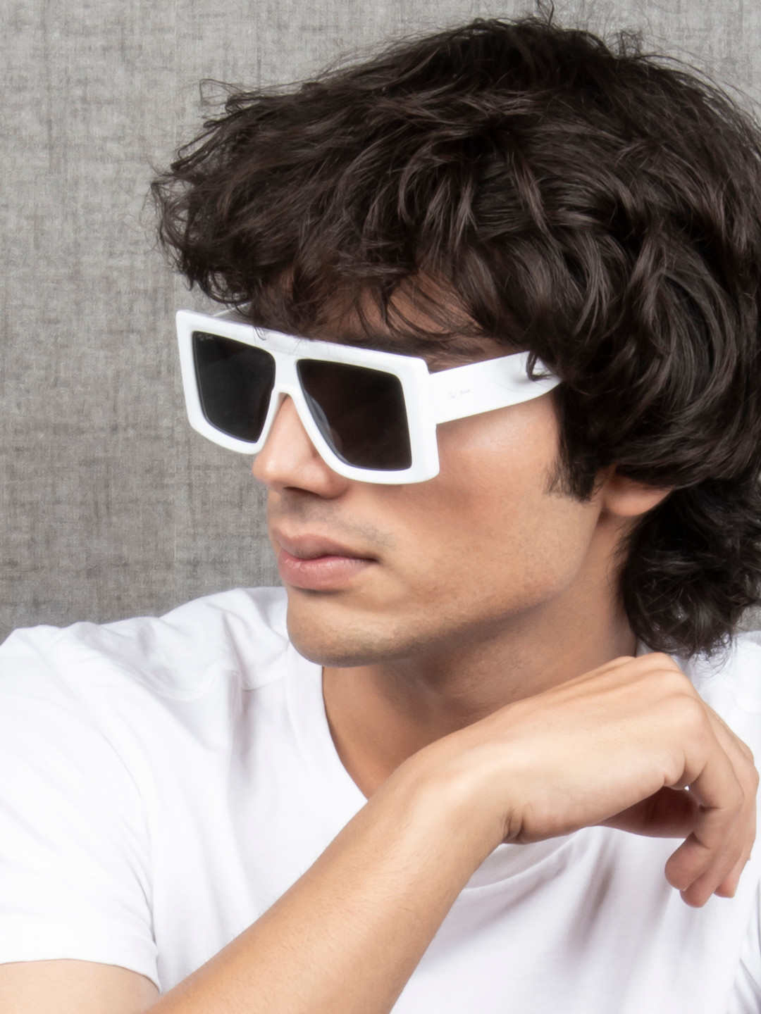 Ted Smith Unisex Grey Lens & White UV Protected Oversized Sunglasses BRICX_C2