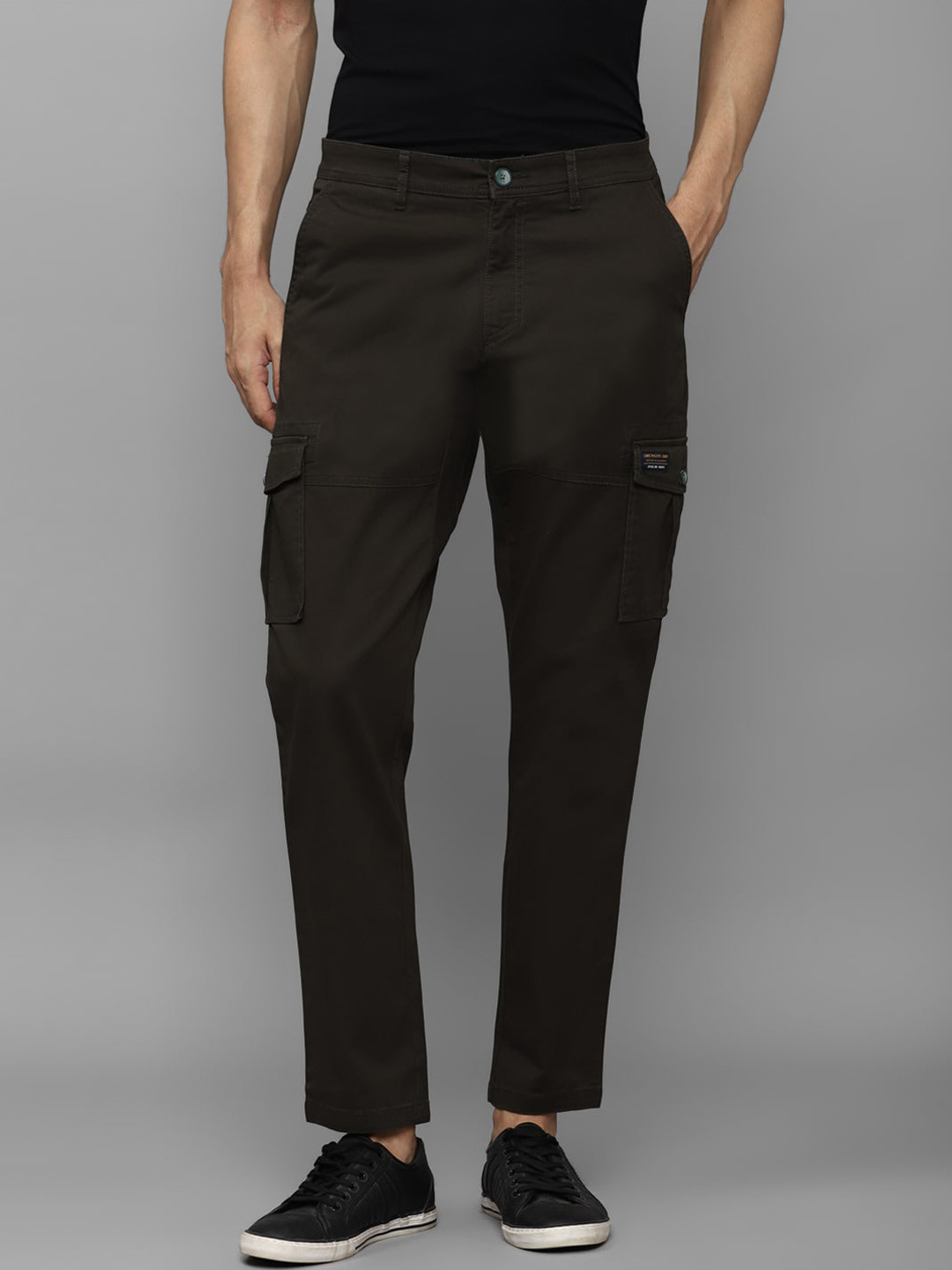 Louis Philippe Jeans Men Slim Fit Cargos