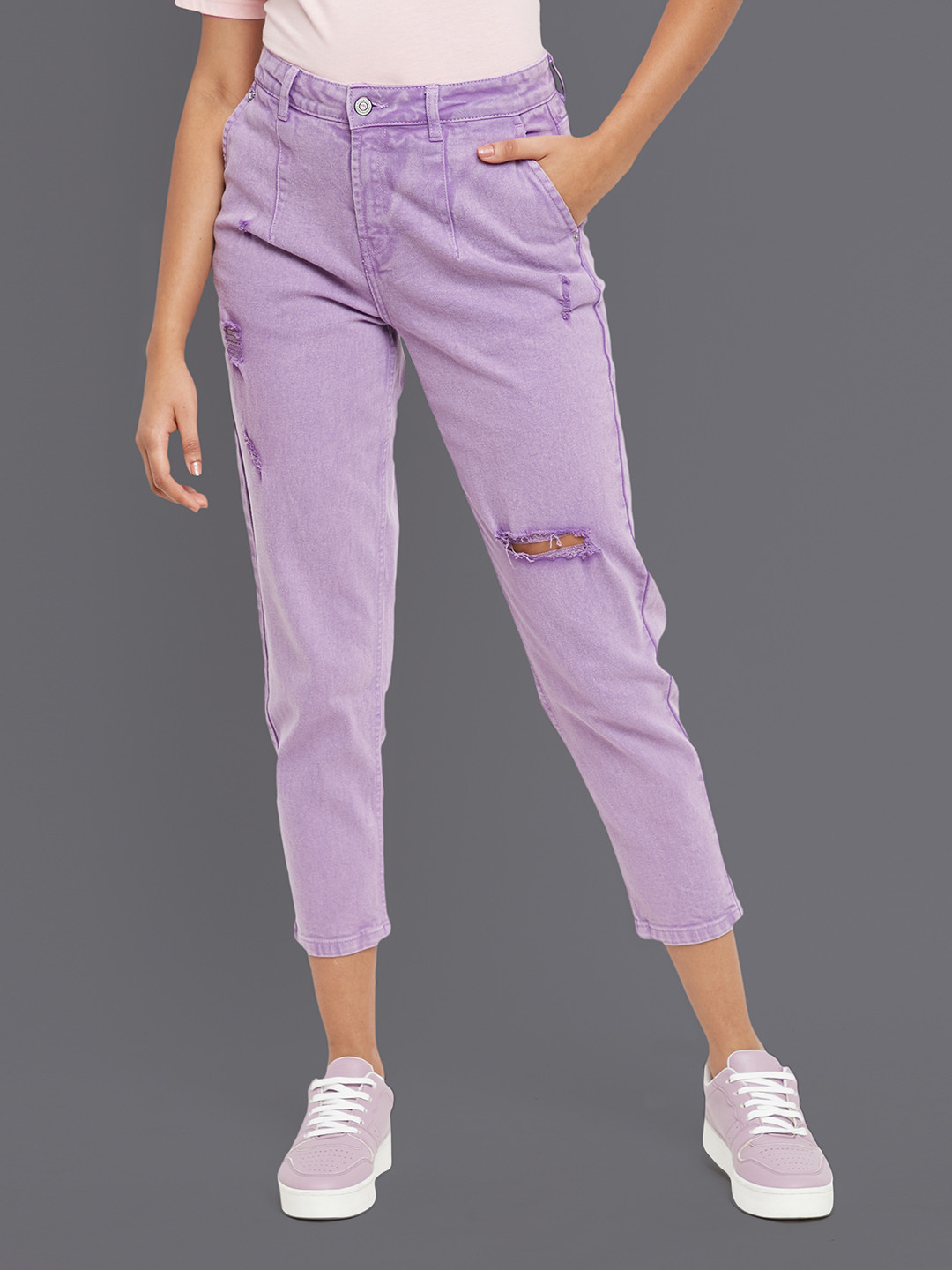 Allen Solly Woman Mildly Distressed Stretchable Cropped Jeans