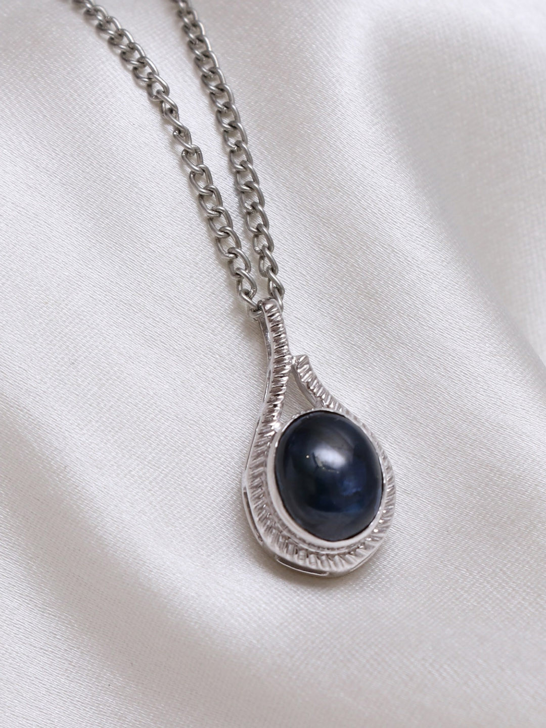 HIFLYER JEWELS 92.5 Sterling Silver Stone Studded Pendant With Chain