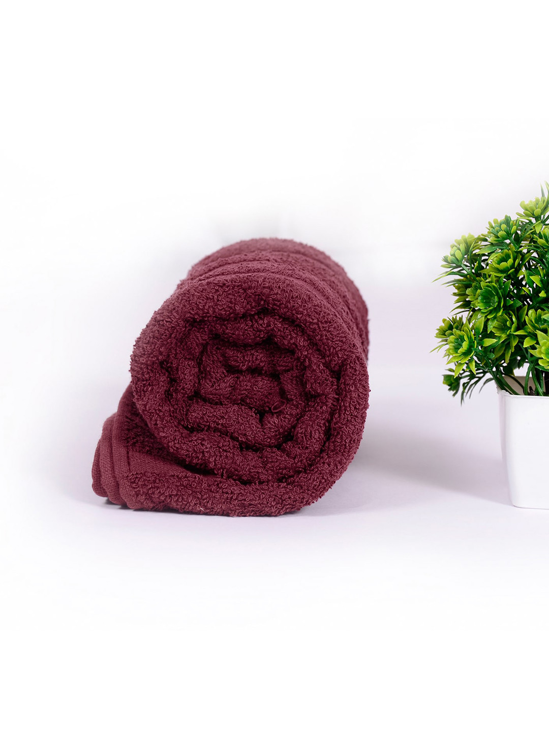 Divine Casa Grey & Burgundy 2-Pieces Self-Designed 250 GSM Bath Towels