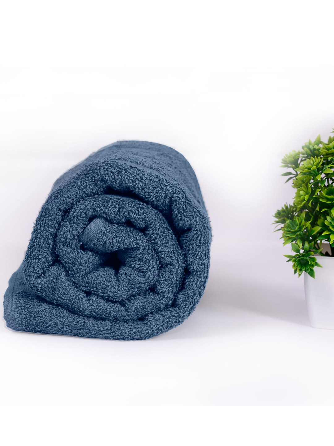 Divine Casa Red & Grey 2-Pieces Self-Designed 250 GSM Cotton Bath Towels