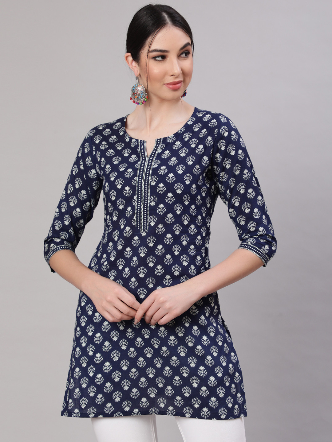 Nayo Navy Blue And White Printed Cotton Straight Tunic