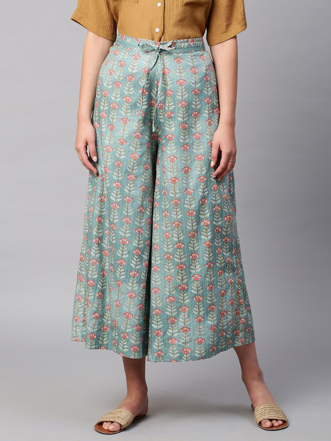 RATAN Women Ethnic Motifs Printed Cropped Palazzos