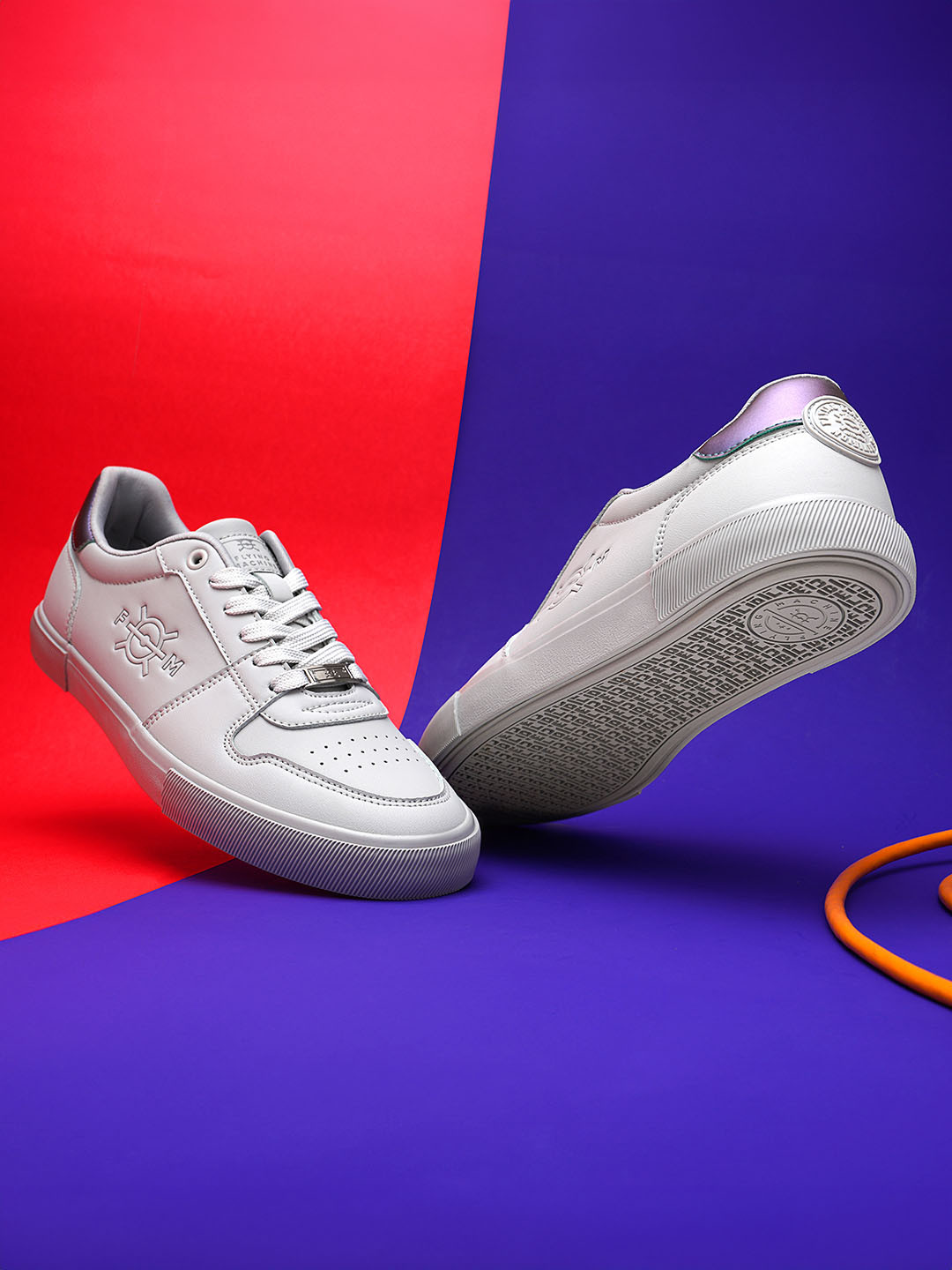 Flying Machine Men ANDREI Perforations Comfort Insole Basics Sneakers