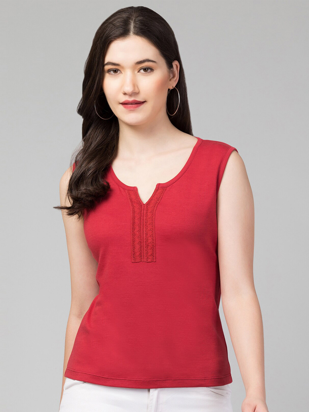 Hive91 Sleeveless Round Notch Neck Tank Top
