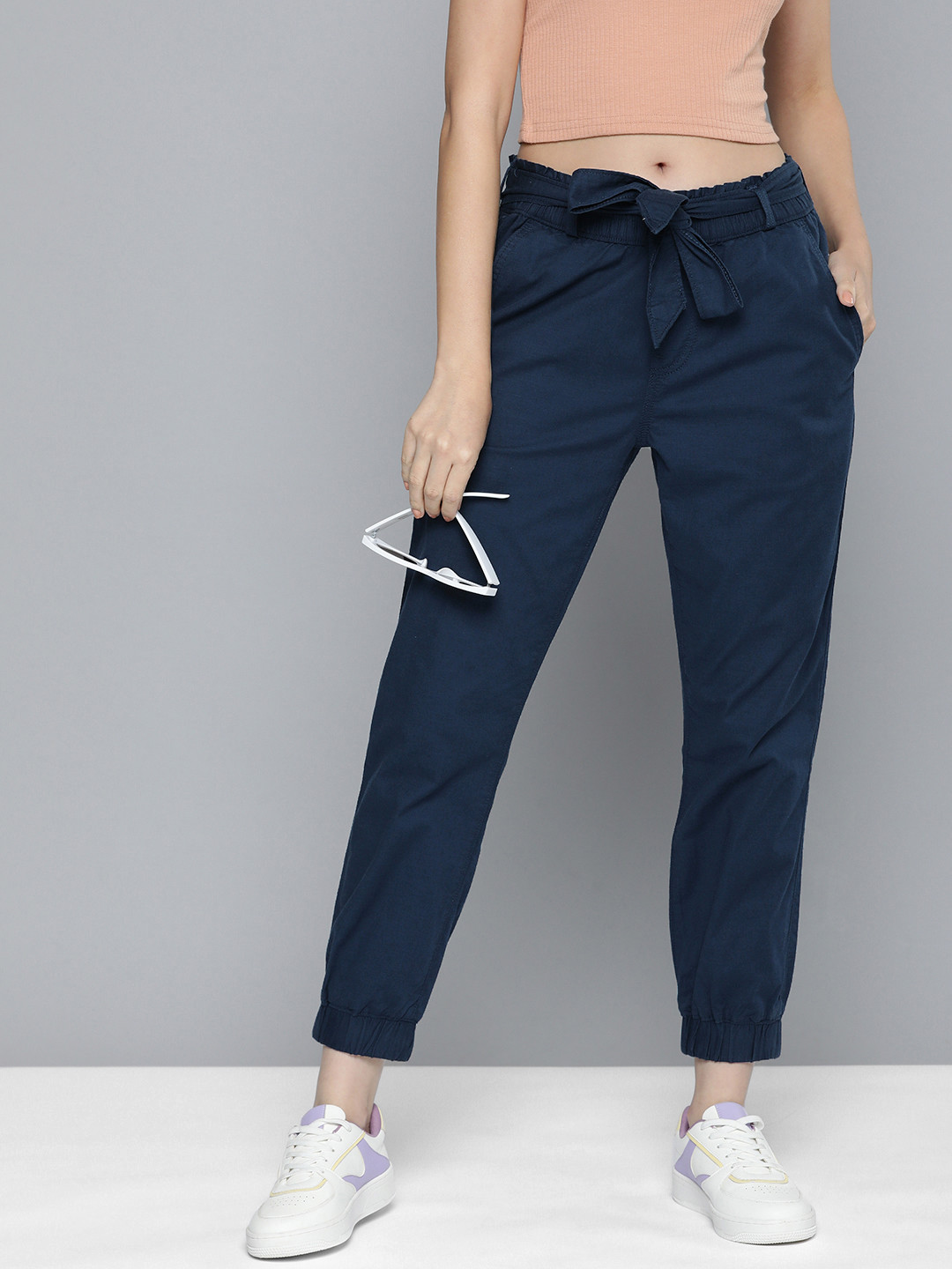 Levis Women Loose Tapered Fit High-Rise Fabric Belted Joggers Trousers