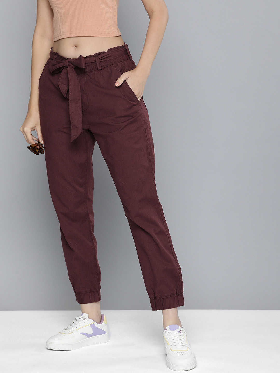 Levis Women Loose Tapered Fit High-Rise Fabric Belted Joggers Trousers