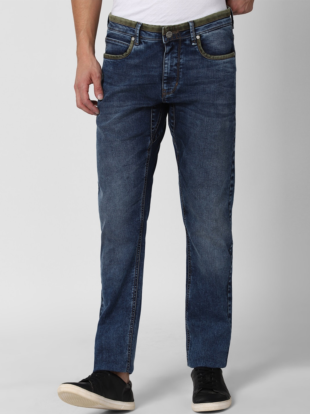 Peter England Casuals Men Slim Fit Clean Look Heavy Fade Whiskers Jeans